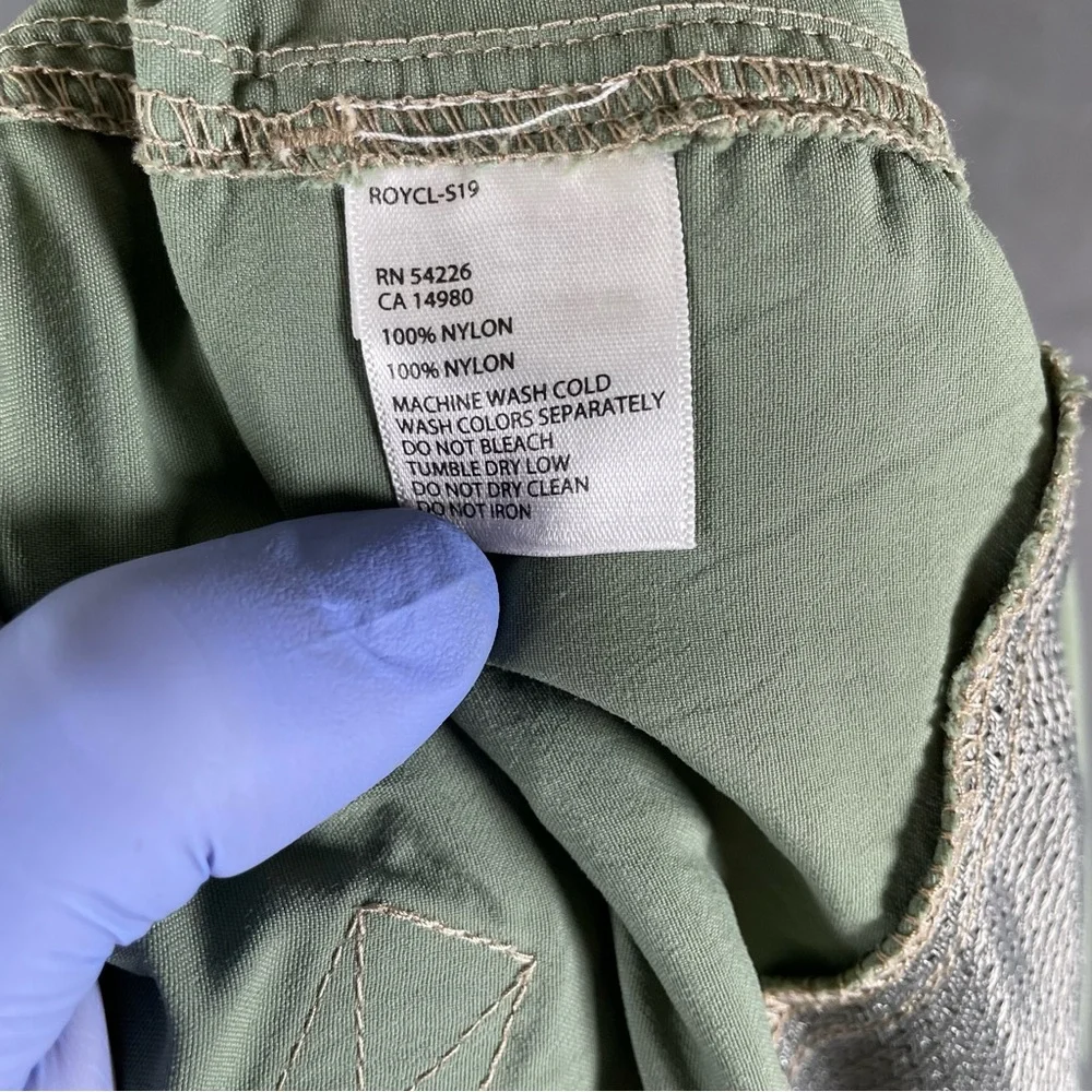 Royal Robbin’s Nylon Shorts Men’s Size 34 Green Hiking Activewear Nature Outdoor